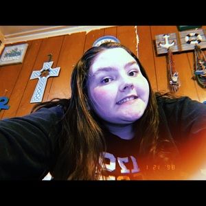 Meet your Posher, Karissa